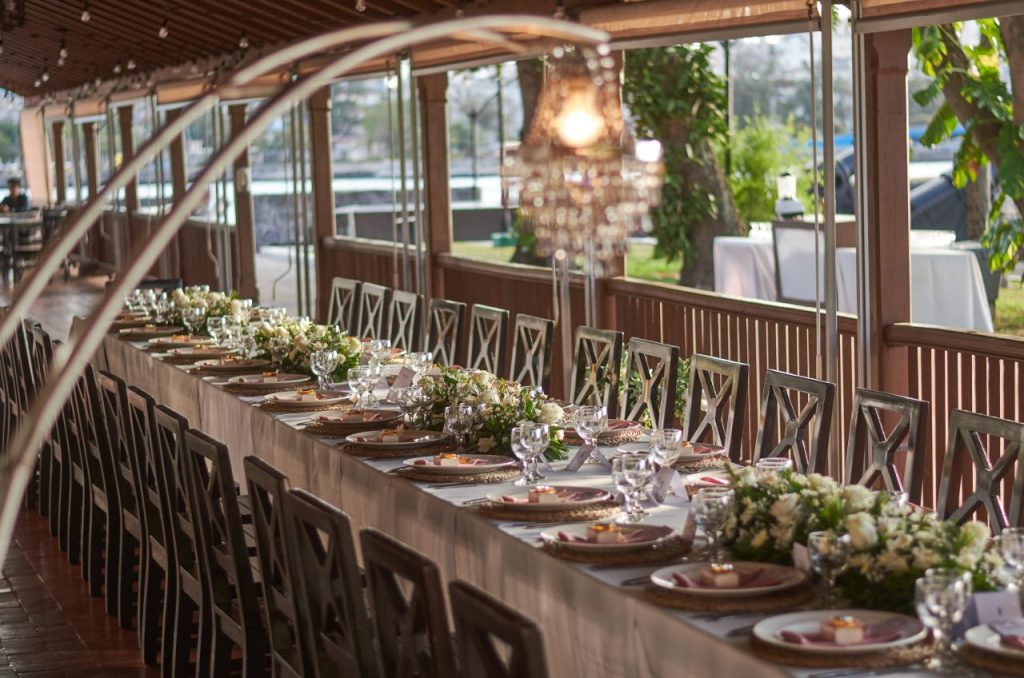 Mesa para invitados